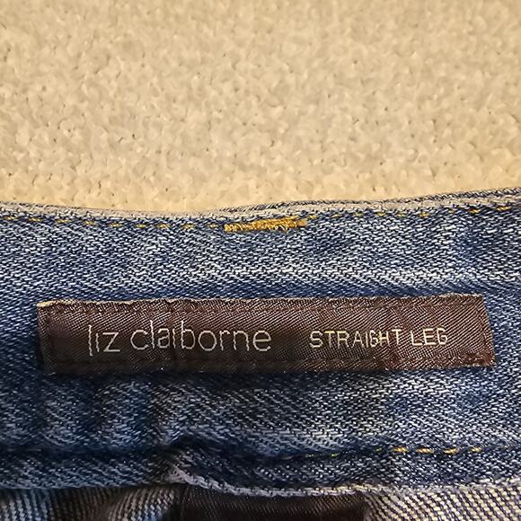 Liz Claiborne Women’s Jeans Straight Leg Blue Denim Mid Rise Size 14 Long - Picture 3 of 13